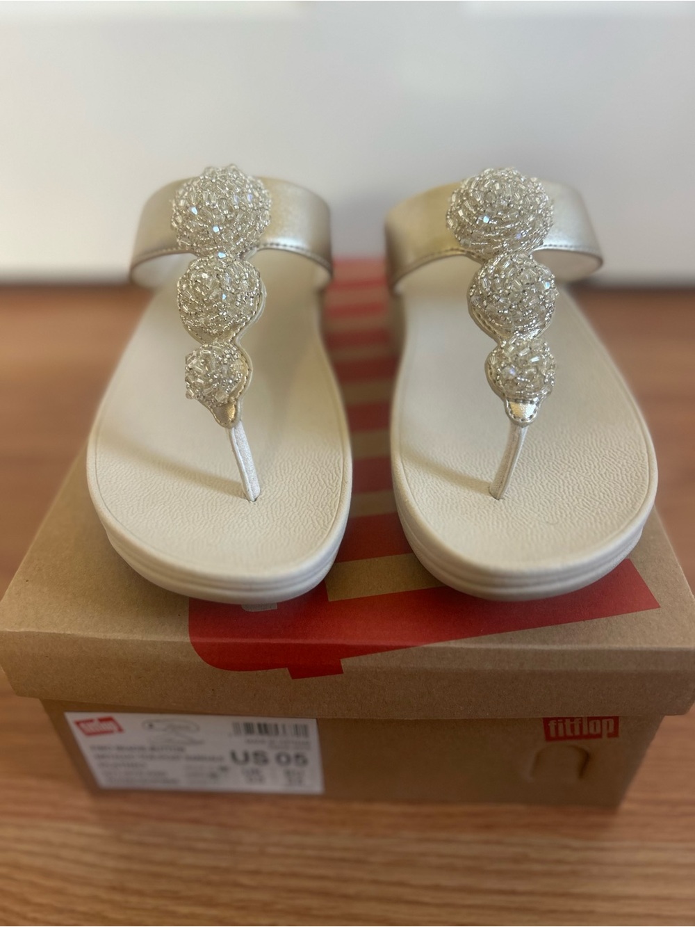 Fits Size 6 - FitFlop Women’s Beaded Ivory Thong Sandals